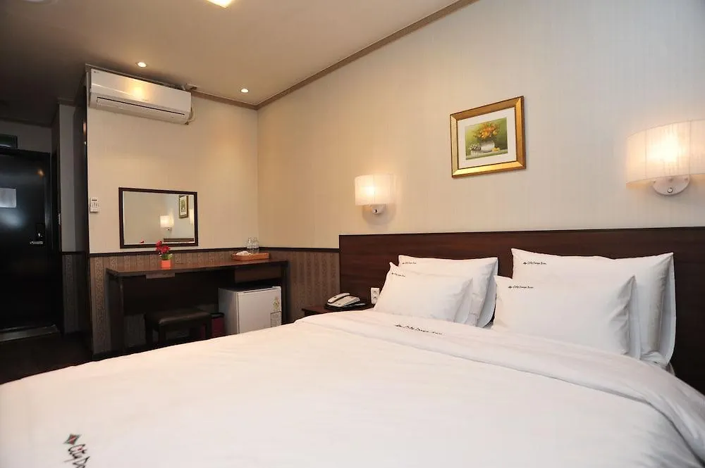 ** ホテル Global Inn Seoul Dongdaemun City Days Inn 韓国